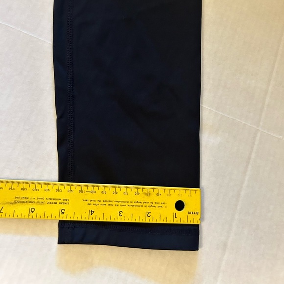 ZYIA Active wear Black Brilliant 7/8 Legging in high rise Sz-14/16. M8 - Picture 9 of 12